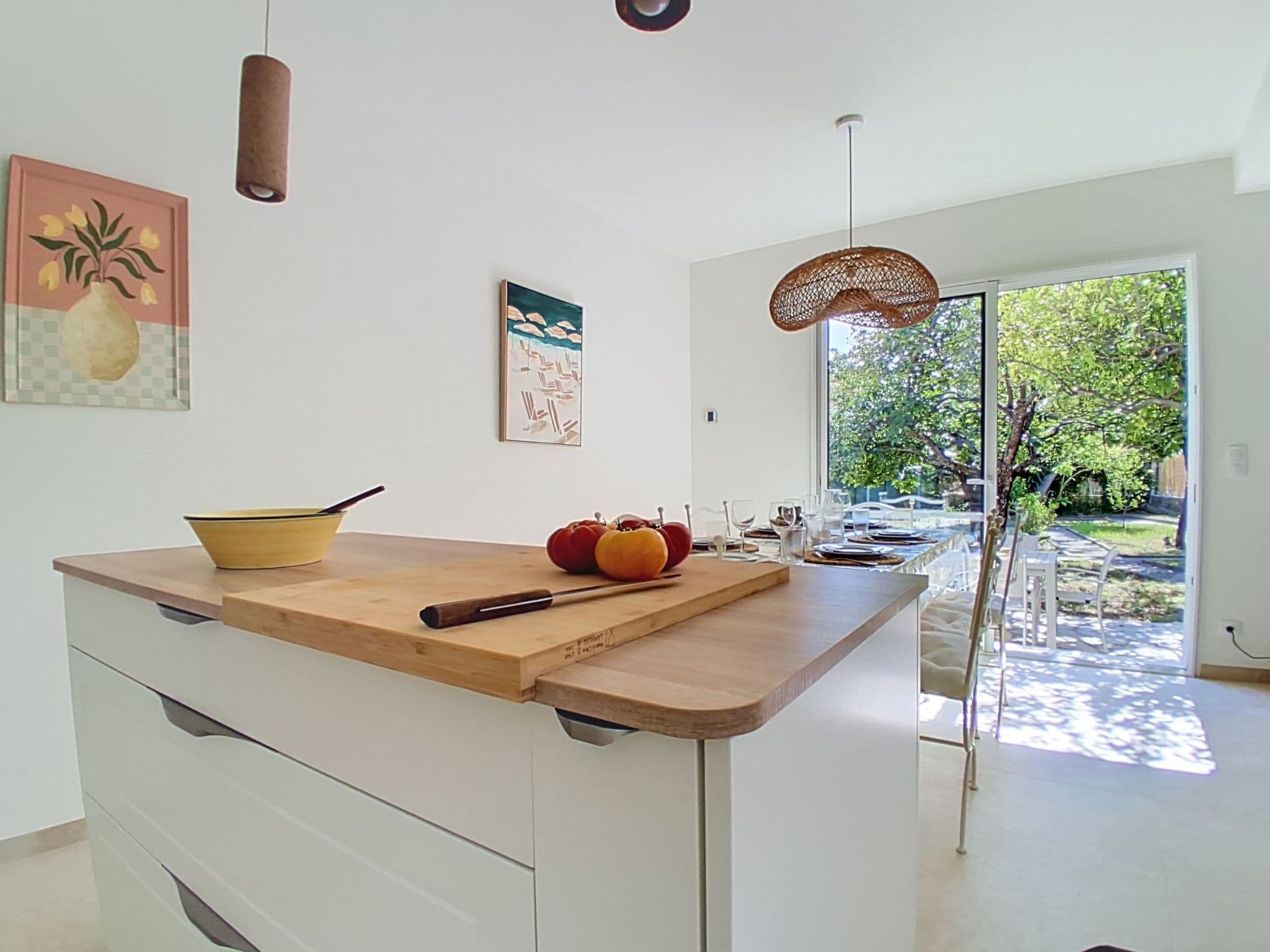 Kitchen / Dining Room