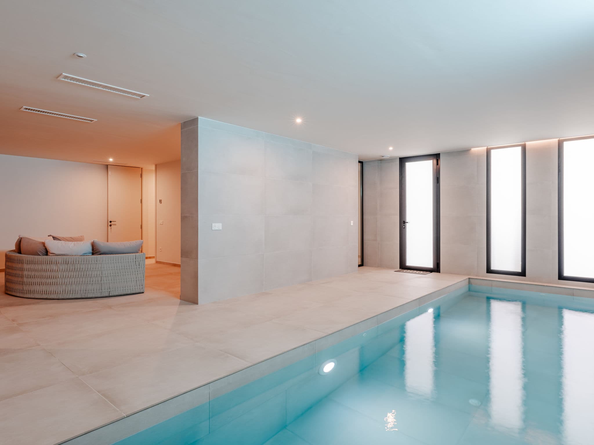 Pool Indoor