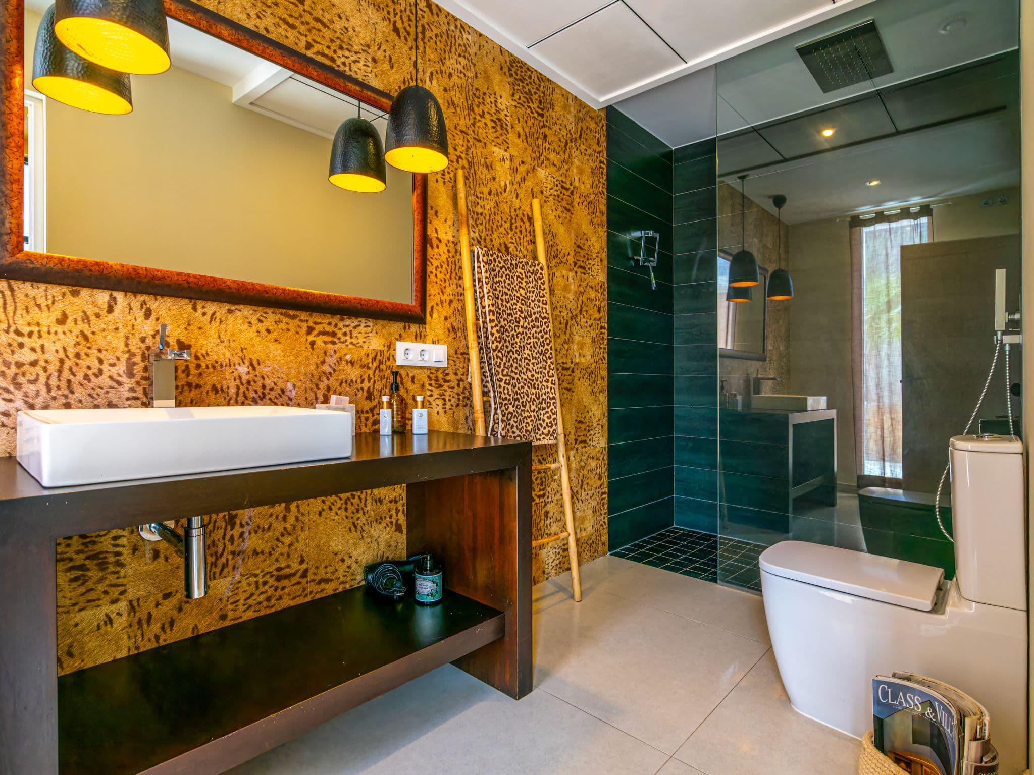 Bathroom / Wellness