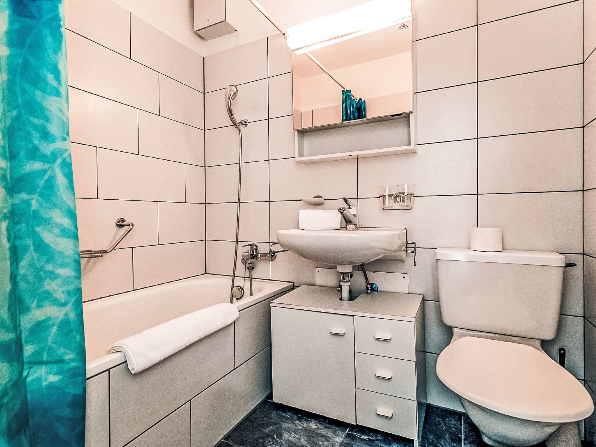 Bathroom / Wellness