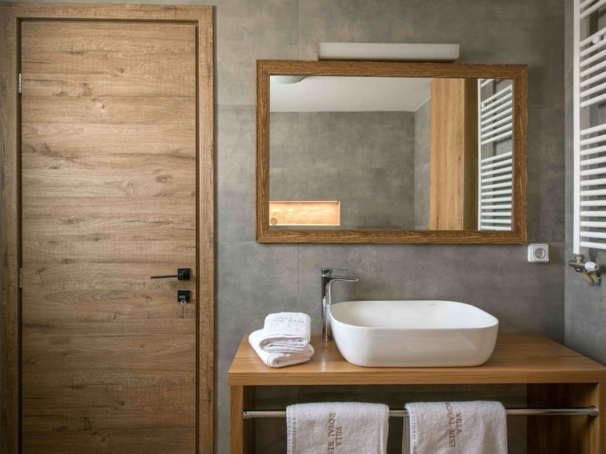 Bathroom / Wellness
