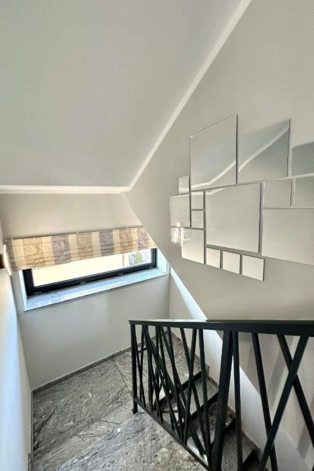 Gallery Image 20