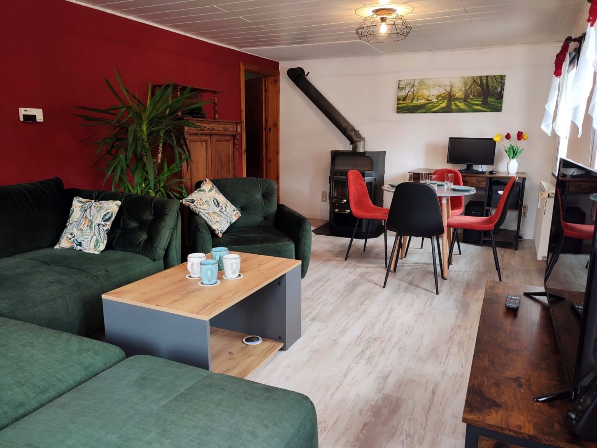 Kitchen / Dining Room