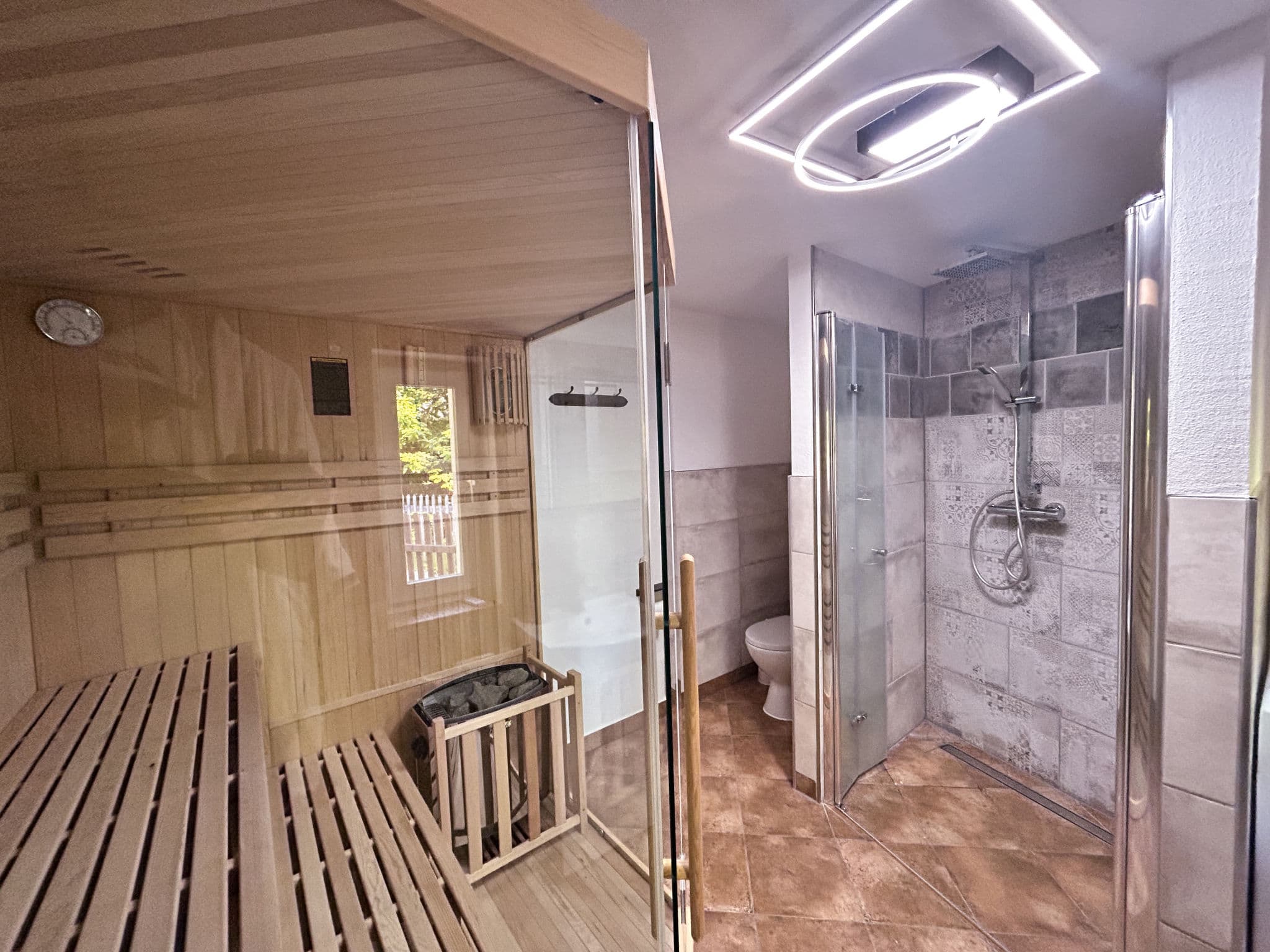 Bathroom / Wellness