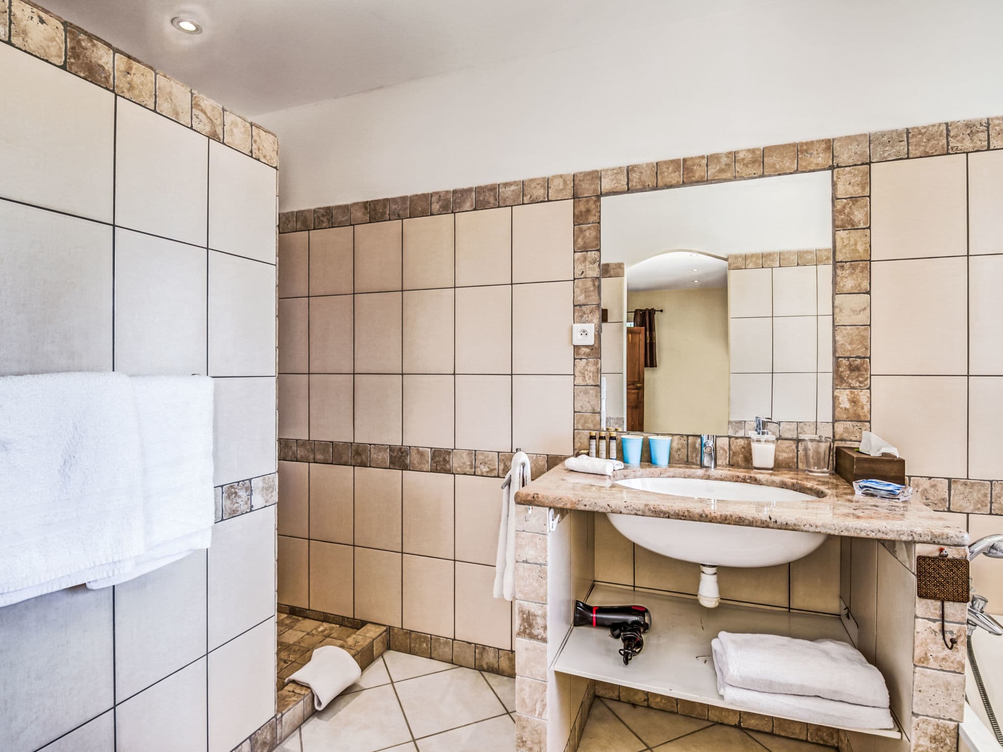 Bathroom / Wellness