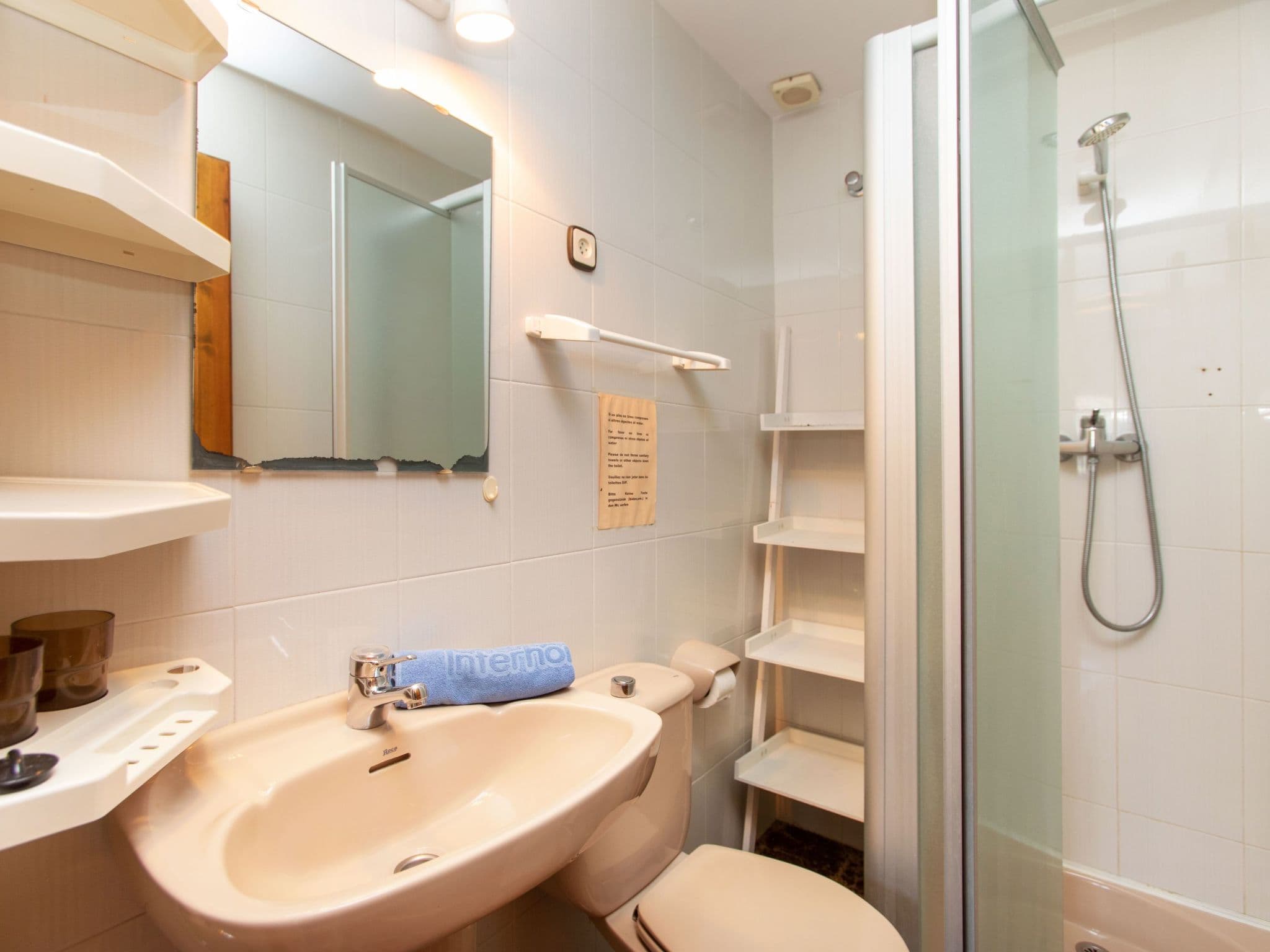 Bathroom / Wellness
