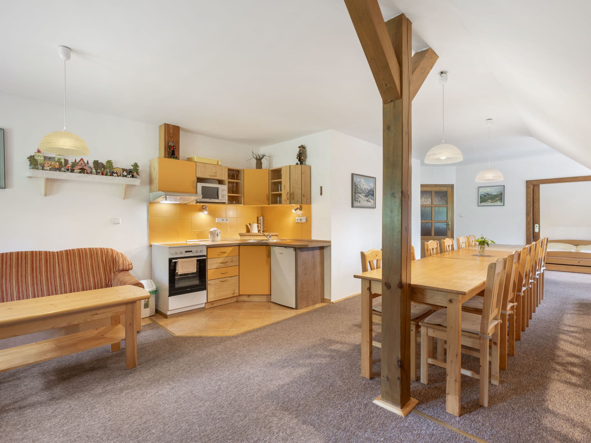 Kitchen / Dining Room