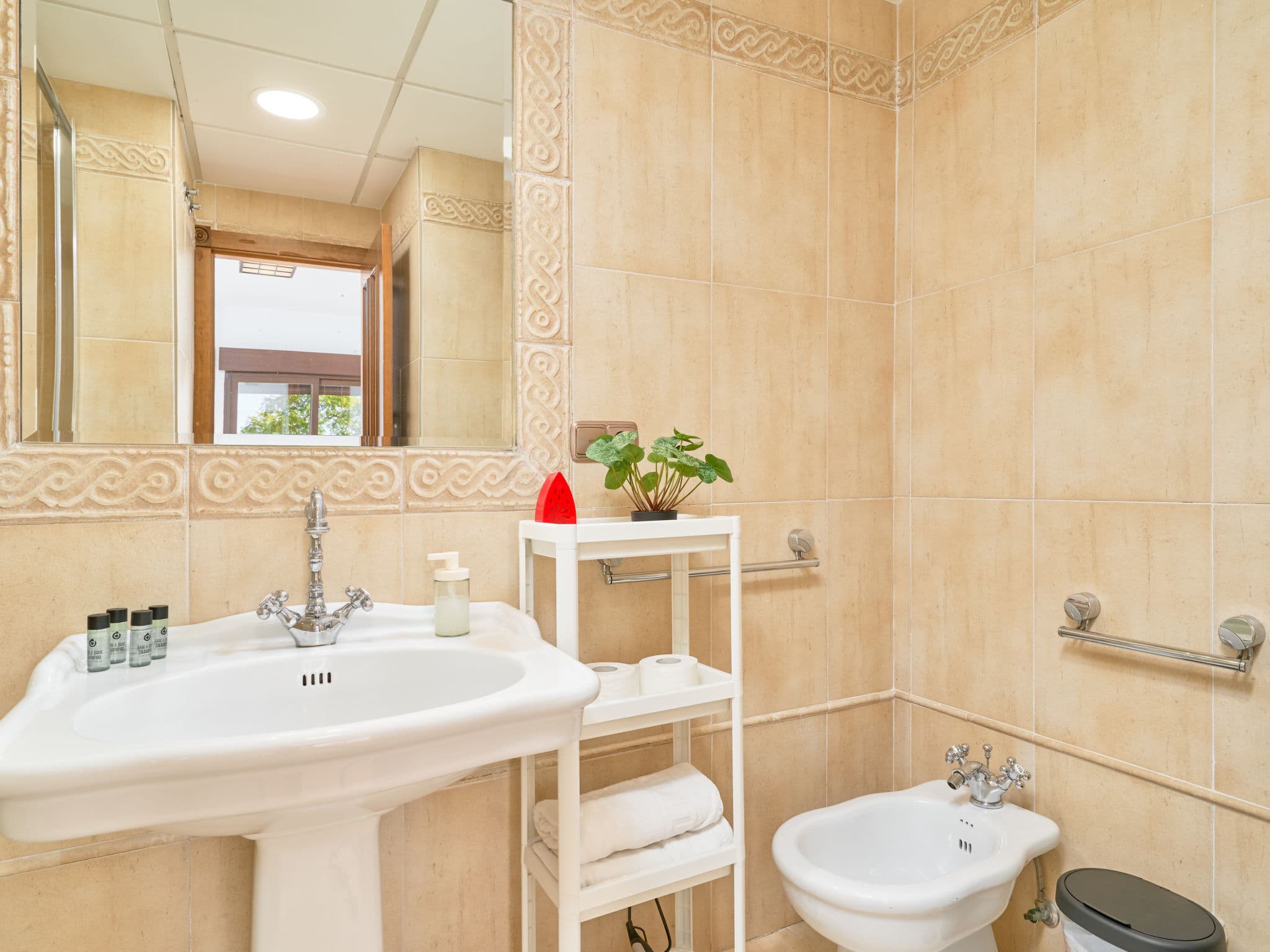 Bathroom / Wellness