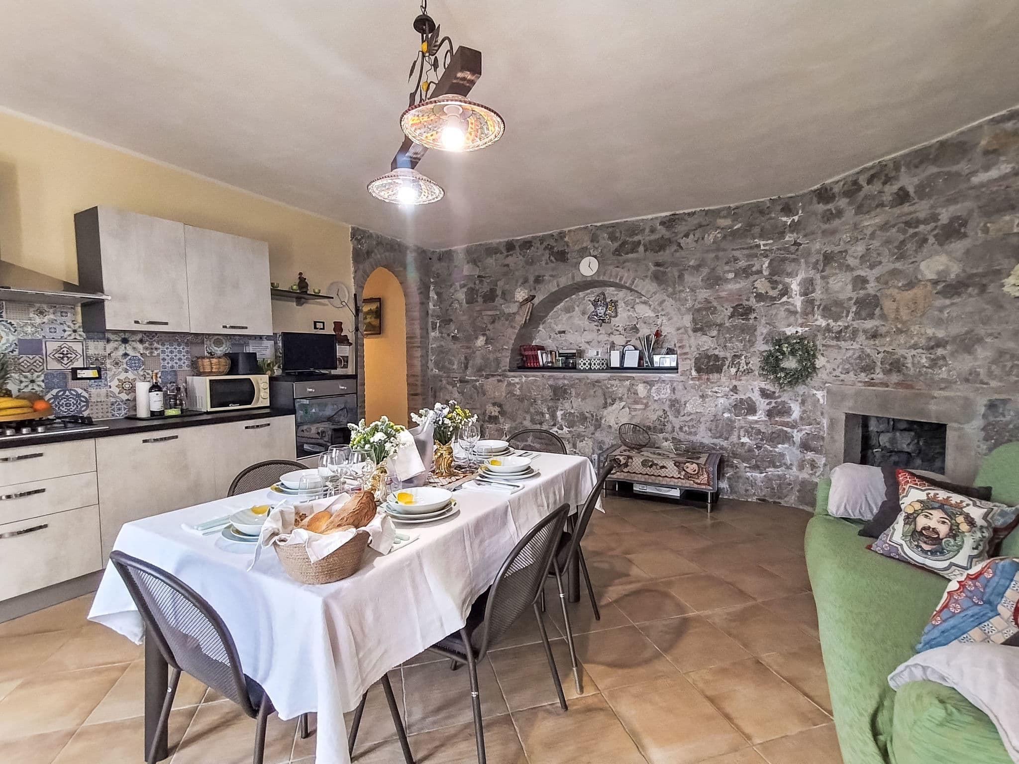 Kitchen / Dining Room
