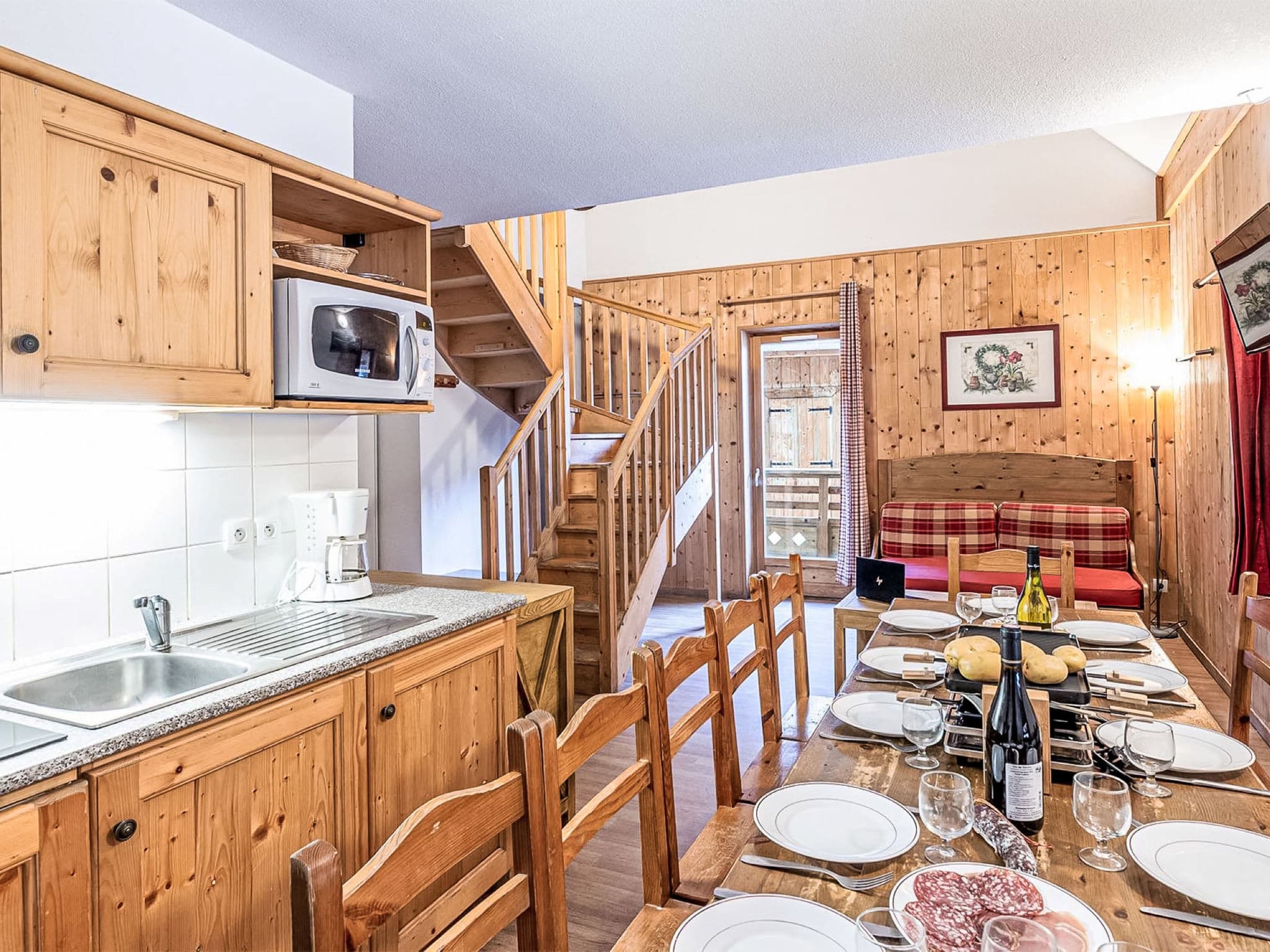 Kitchen / Dining Room