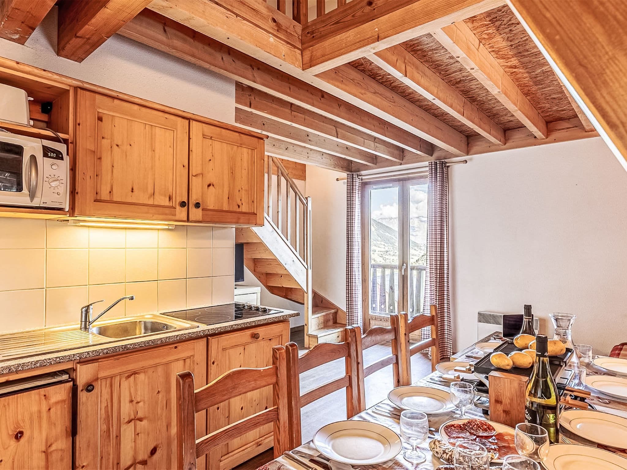 Kitchen / Dining Room