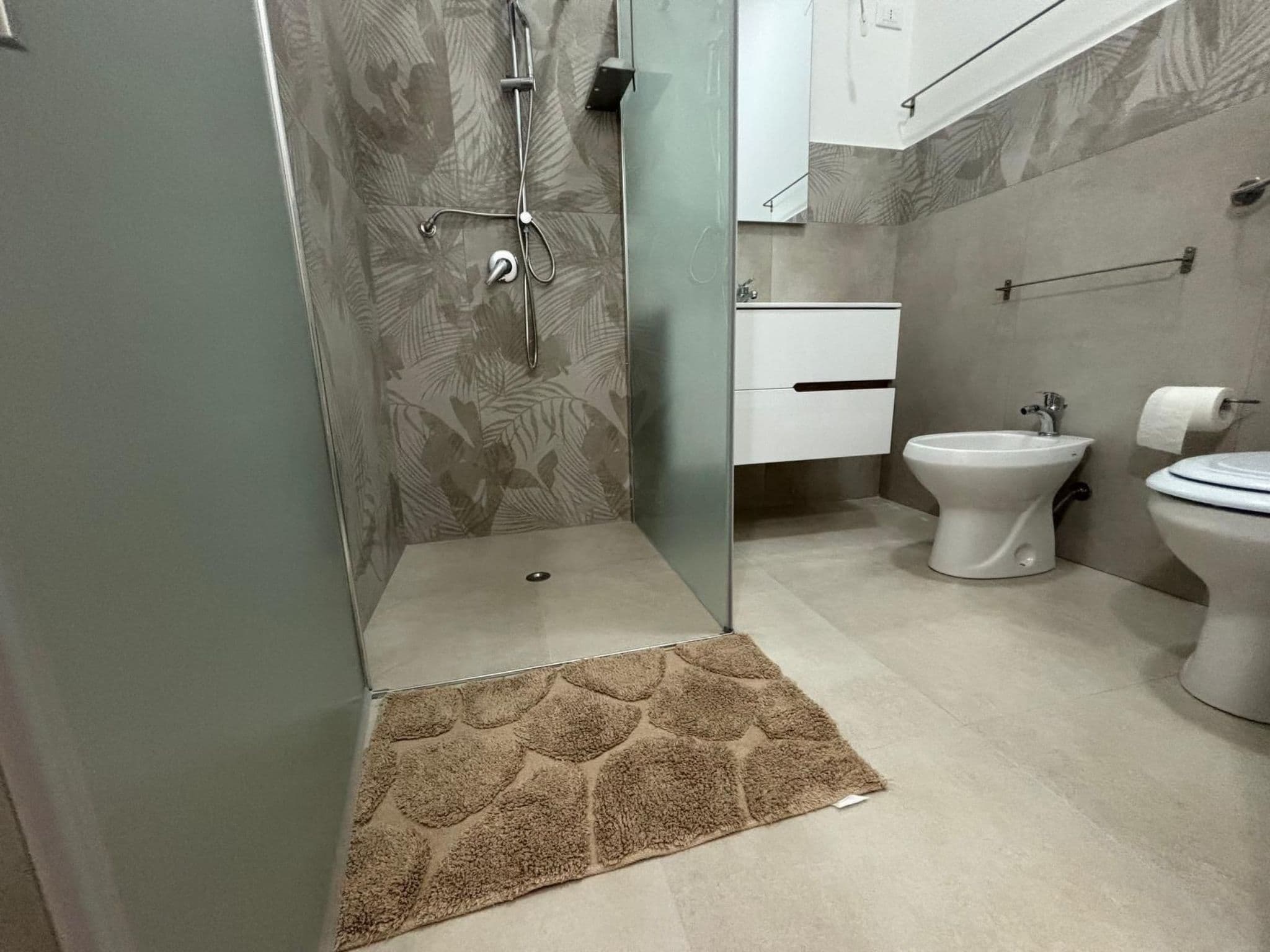 Gallery Image 16