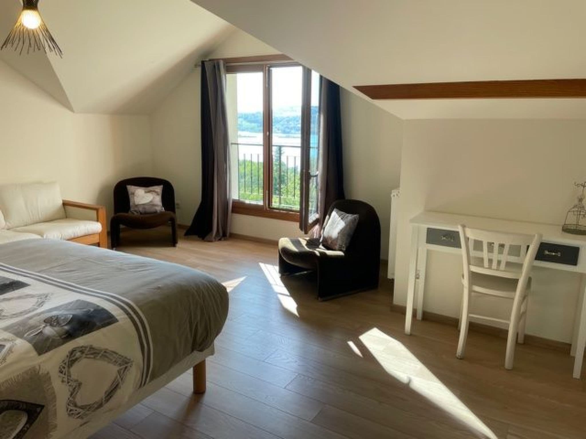 Gallery Image 20