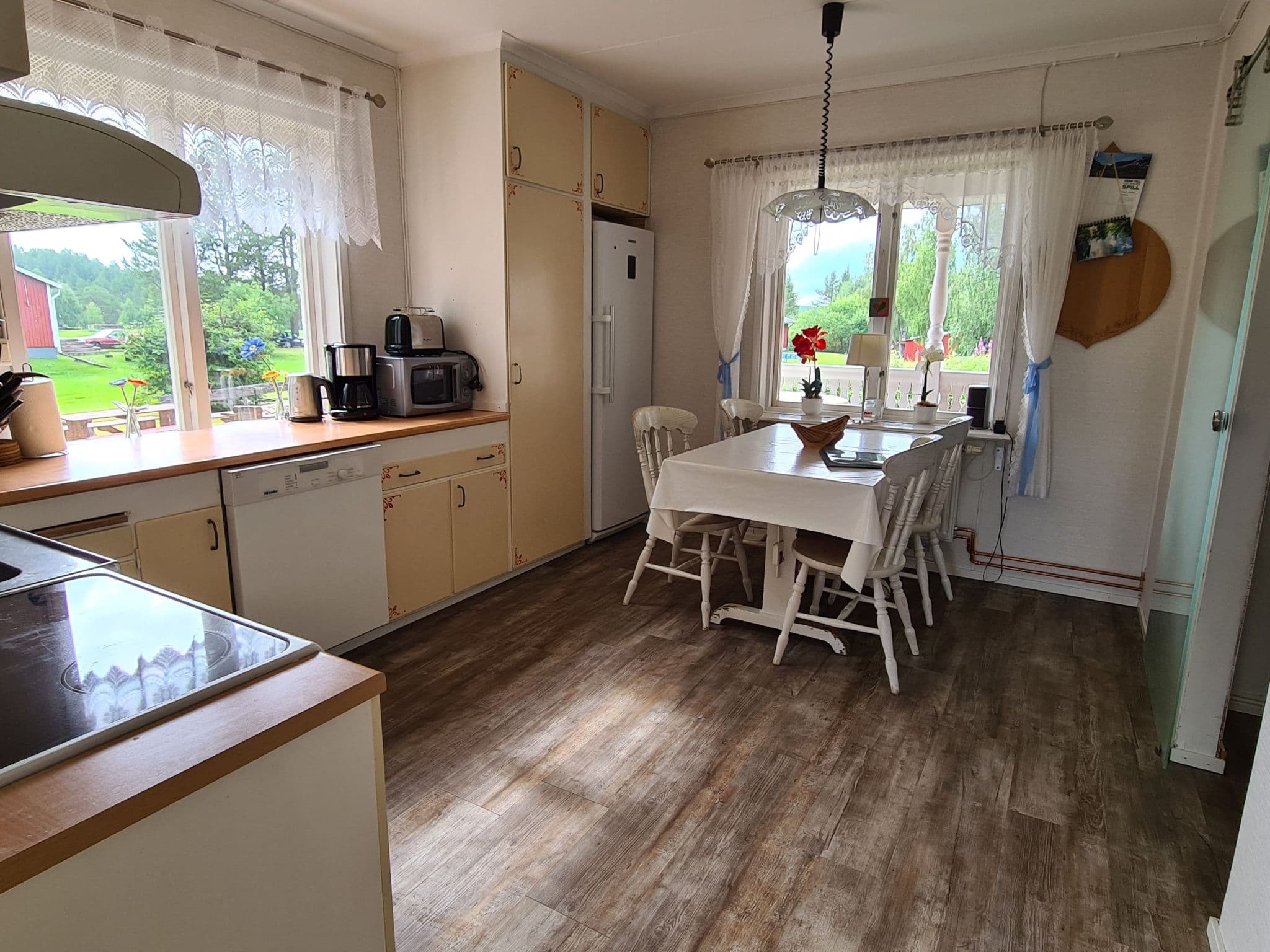 Gallery Image 13