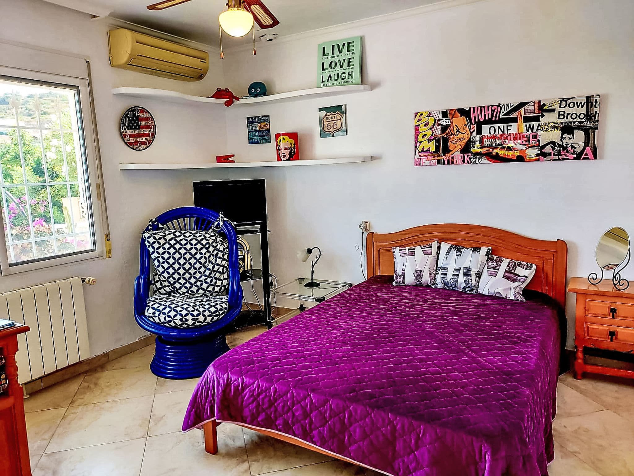 Bedroom