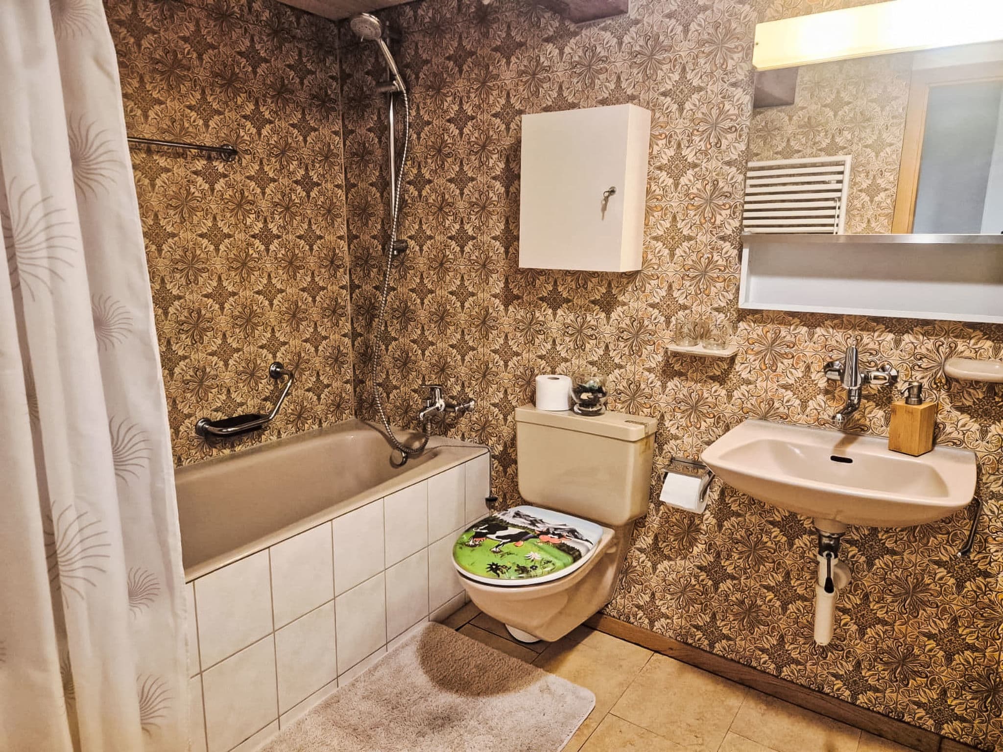 Bathroom / Wellness