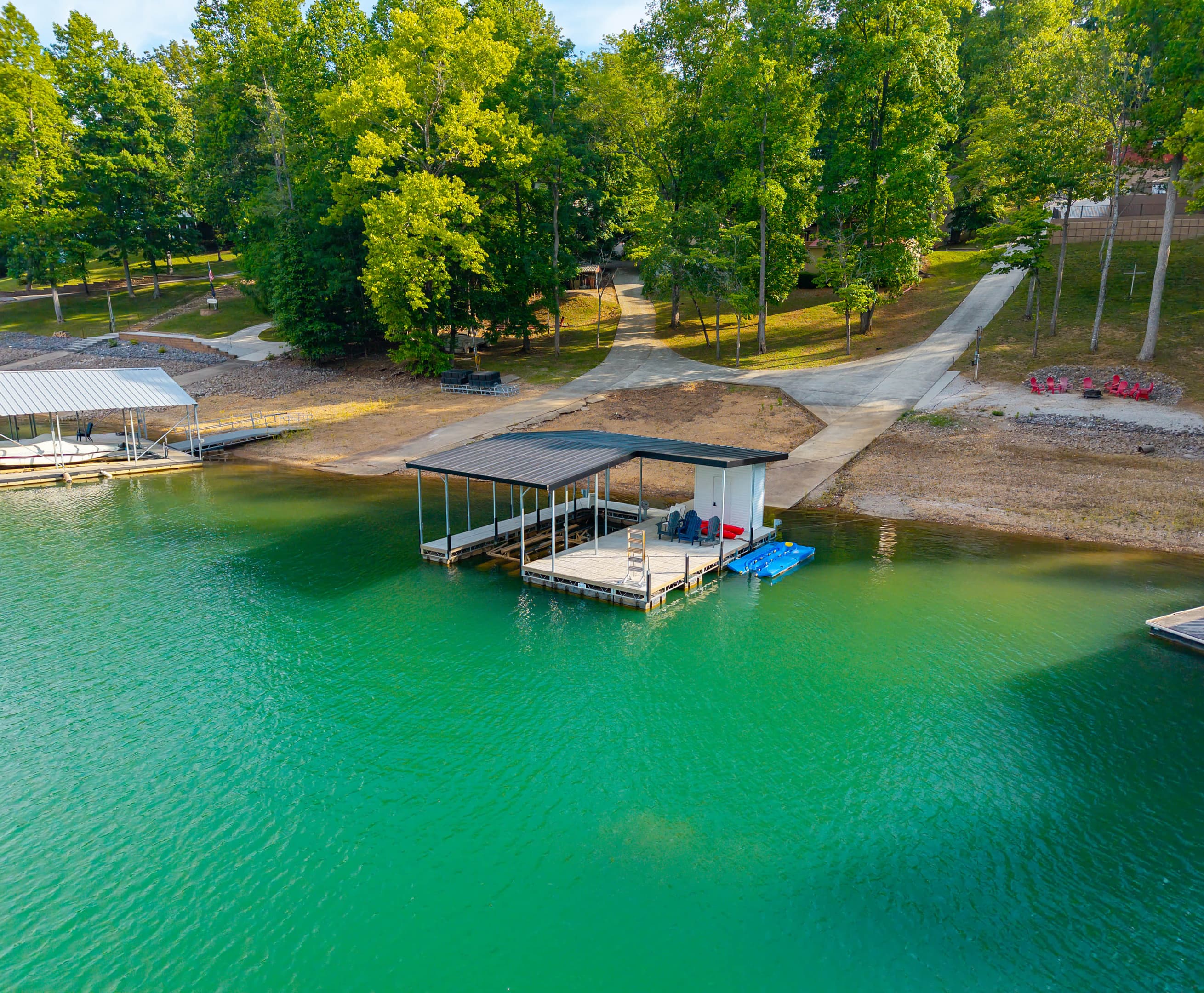Easy access to the dock