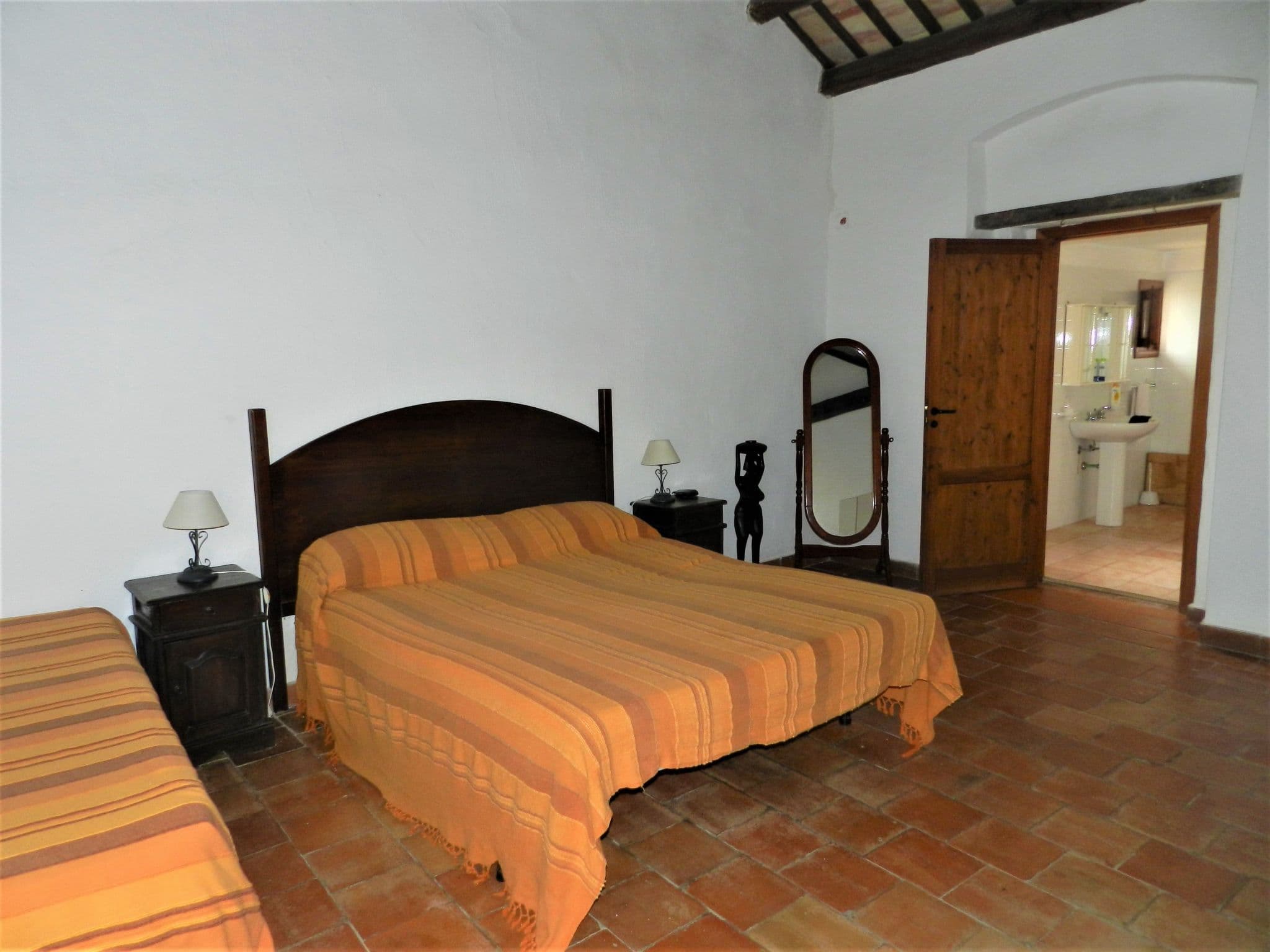 Gallery Image 26