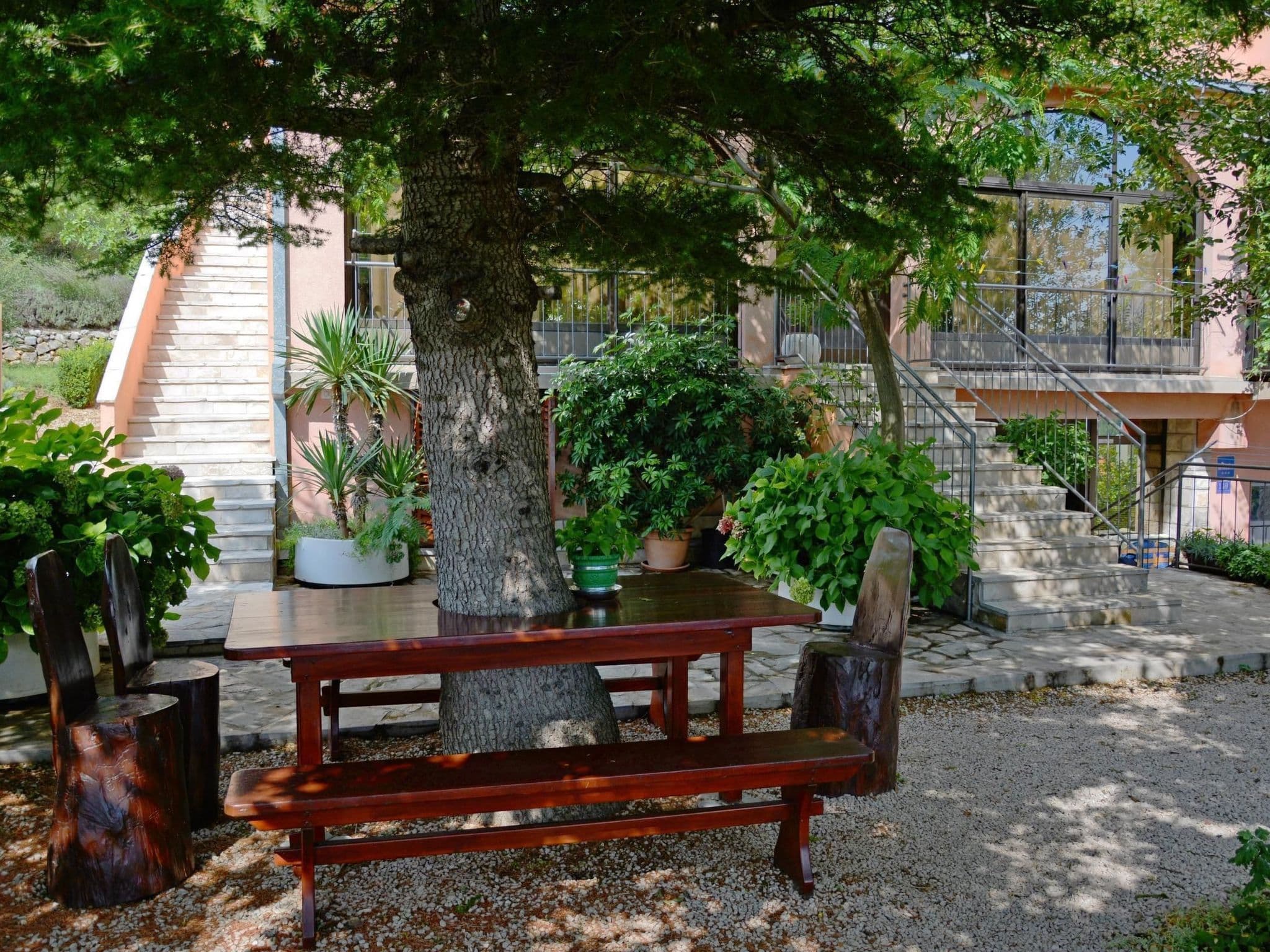 Gallery Image 15