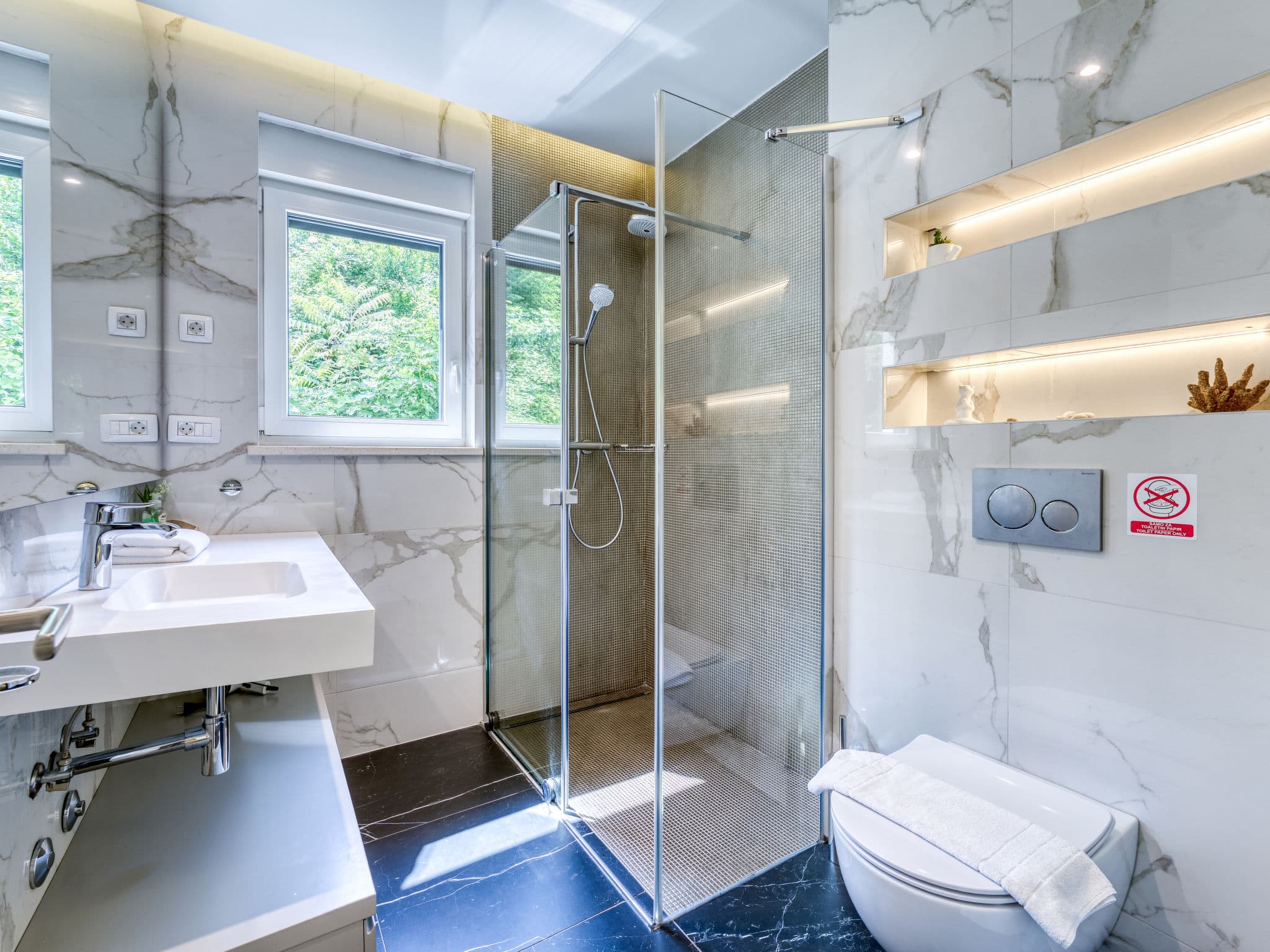 Bathroom / Wellness