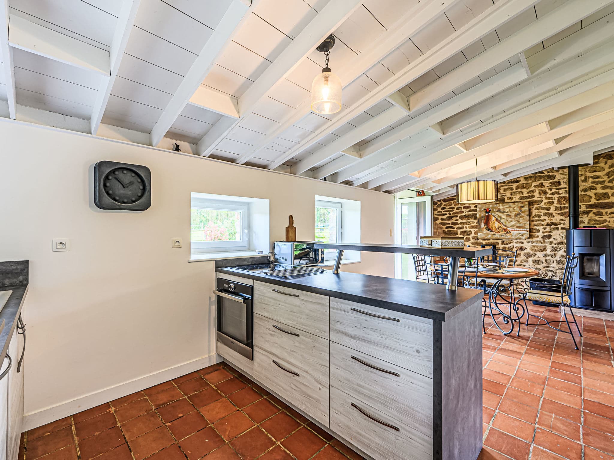 Kitchen / Dining Room
