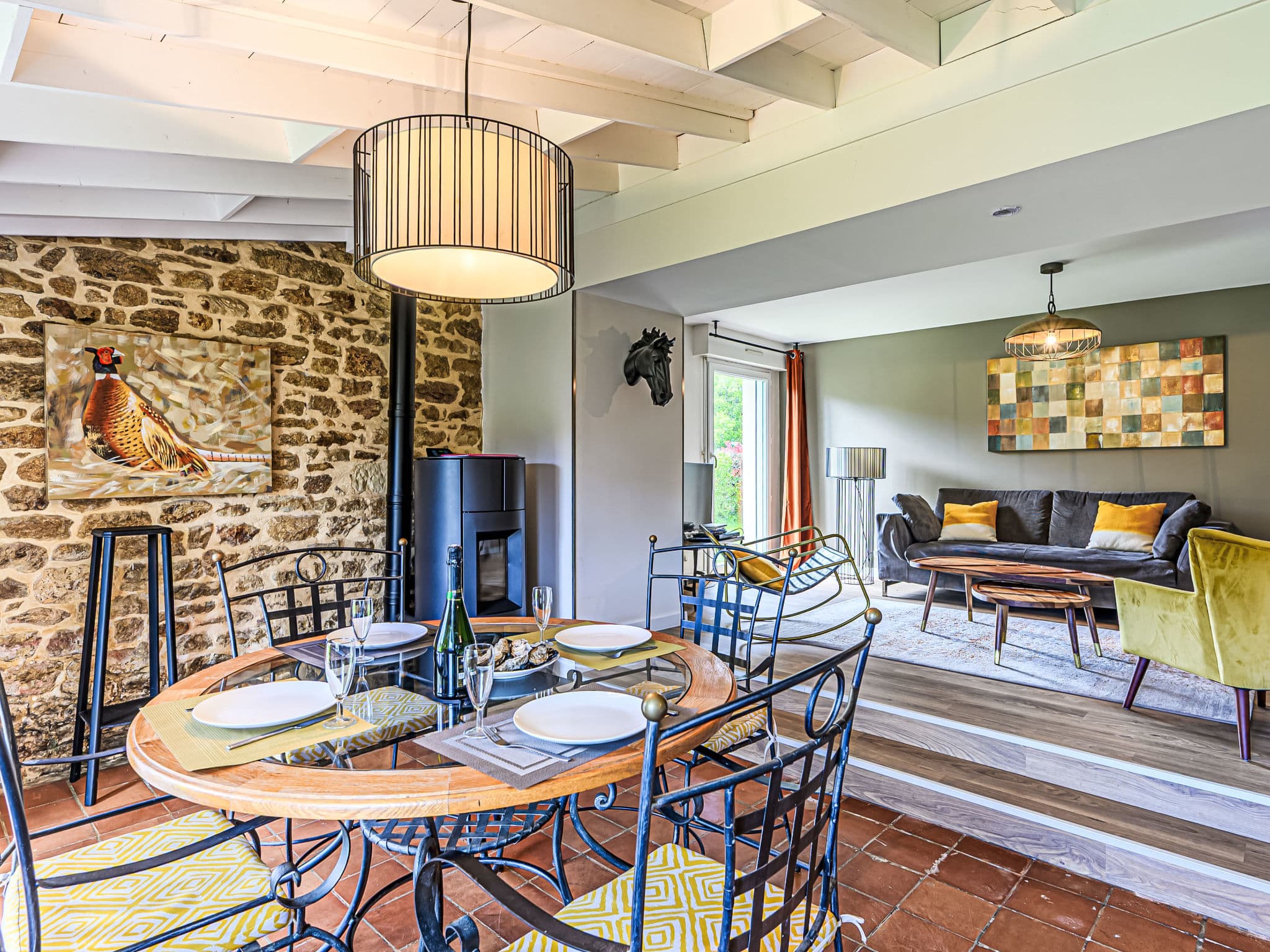 Kitchen / Dining Room