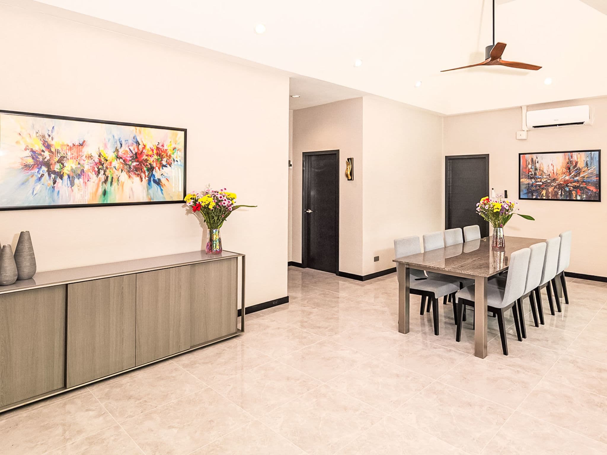 Kitchen / Dining Room