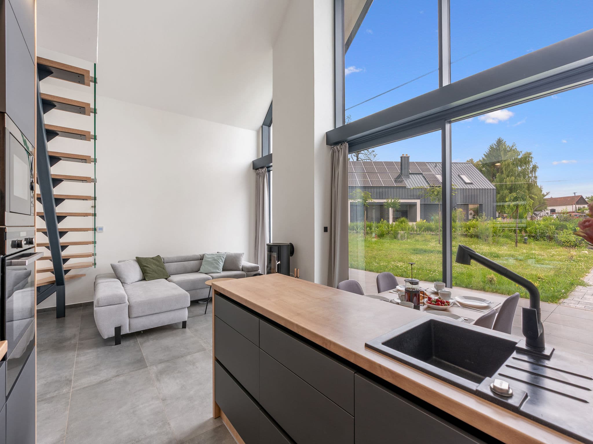 Kitchen / Dining Room