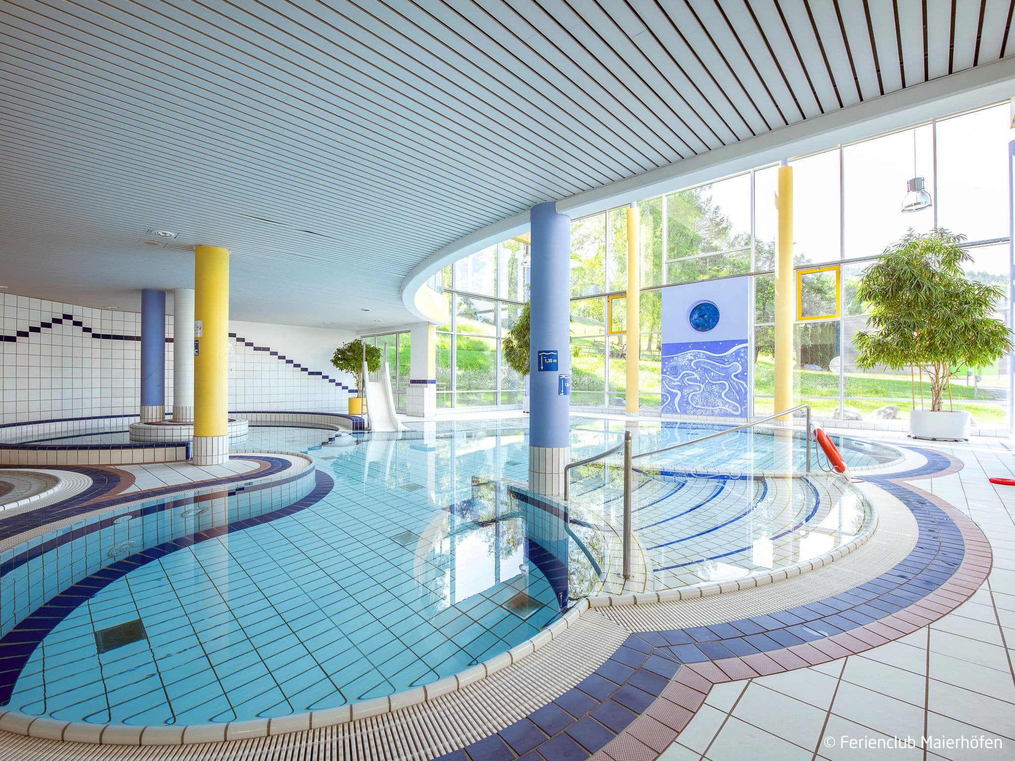 Pool Indoor