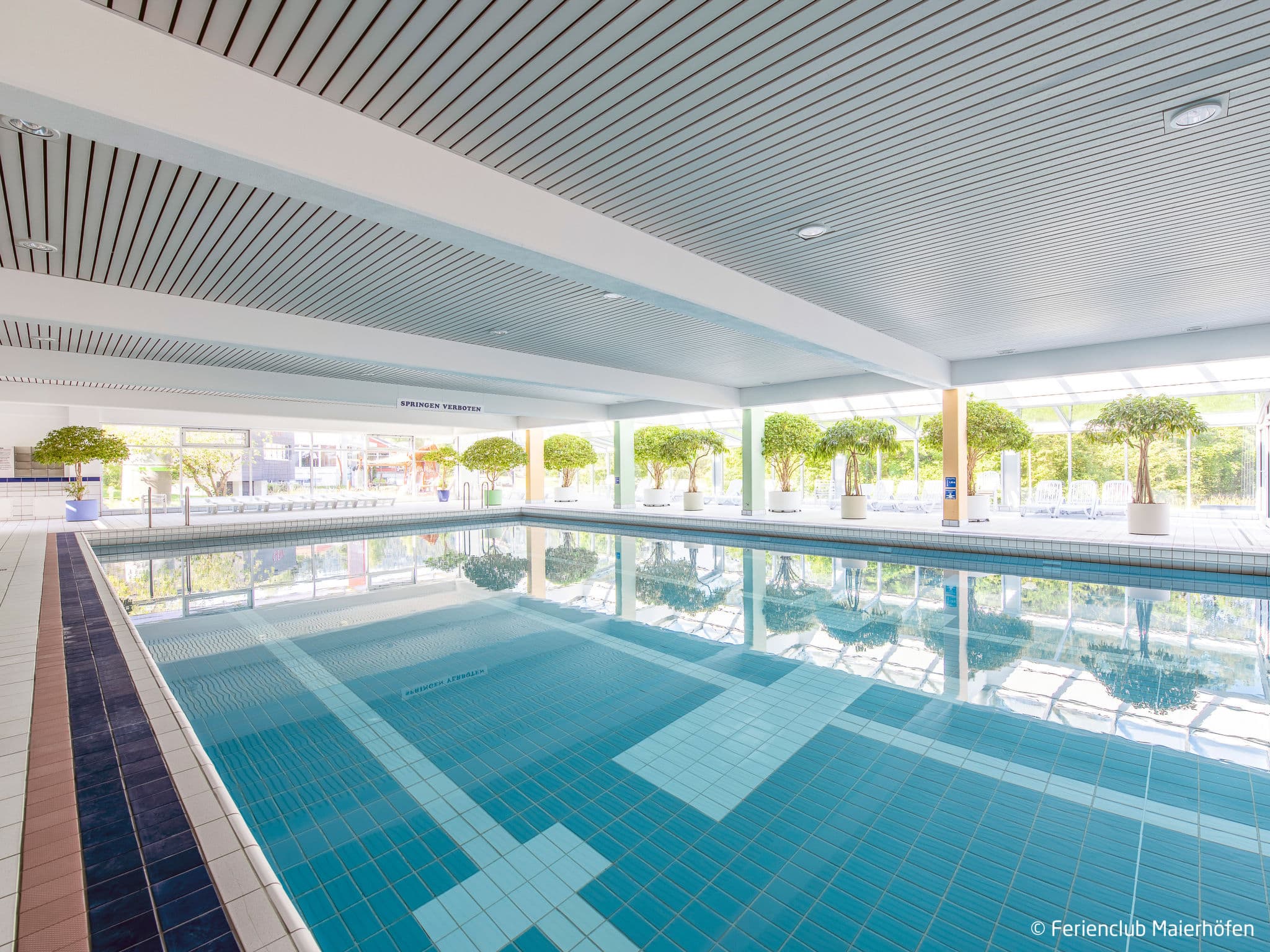 Pool Indoor