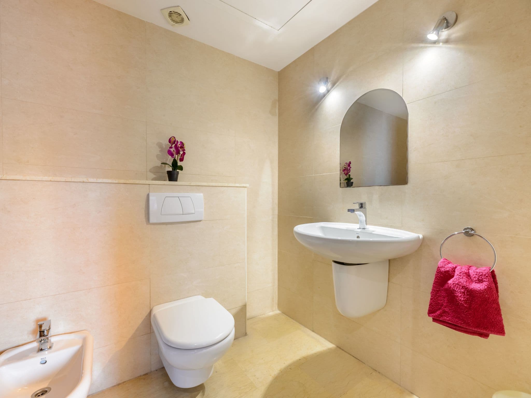 Bathroom / Wellness