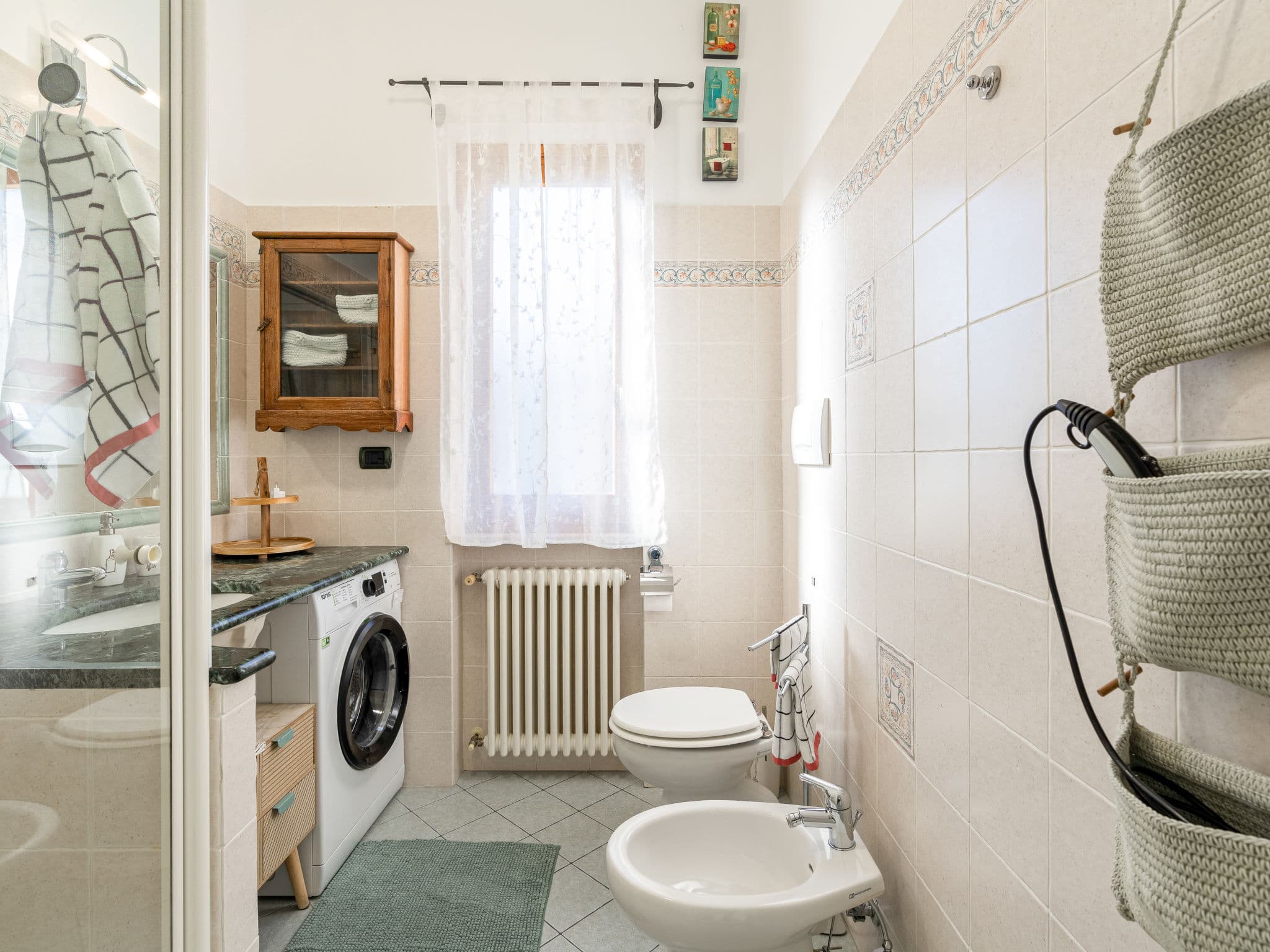 Bathroom / Wellness