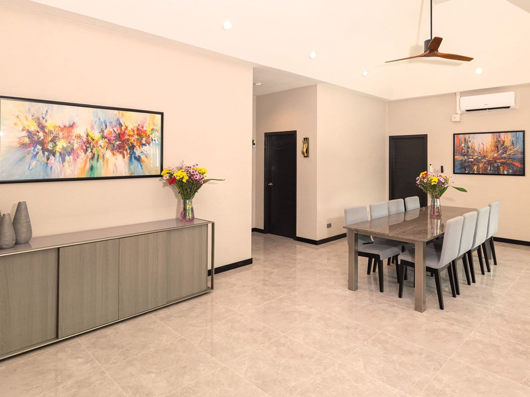 Kitchen / Dining Room