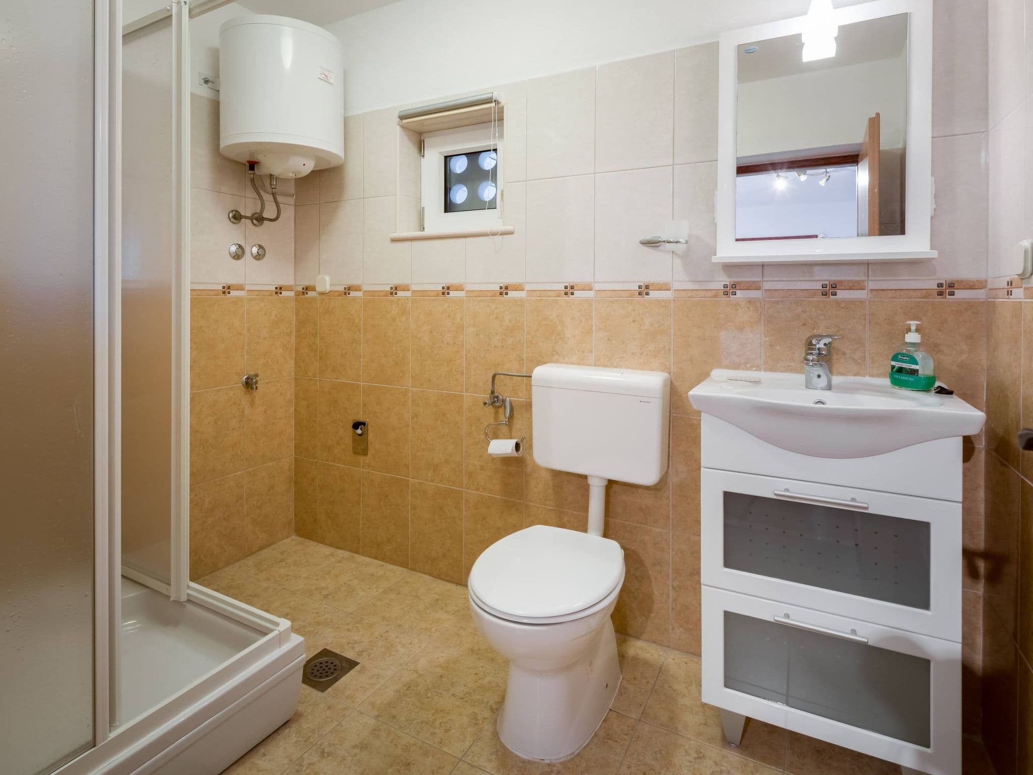Bathroom / Wellness