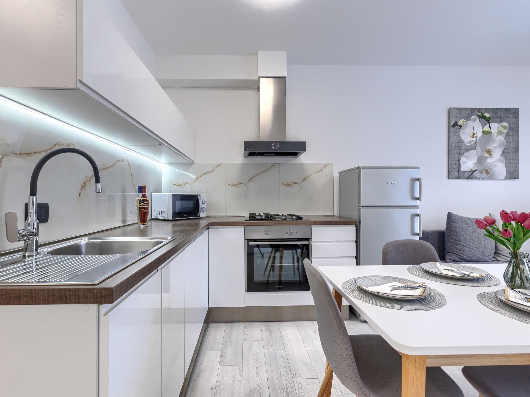 Kitchen / Dining Room