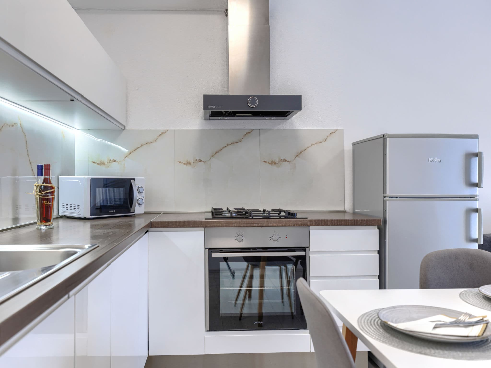 Kitchen / Dining Room
