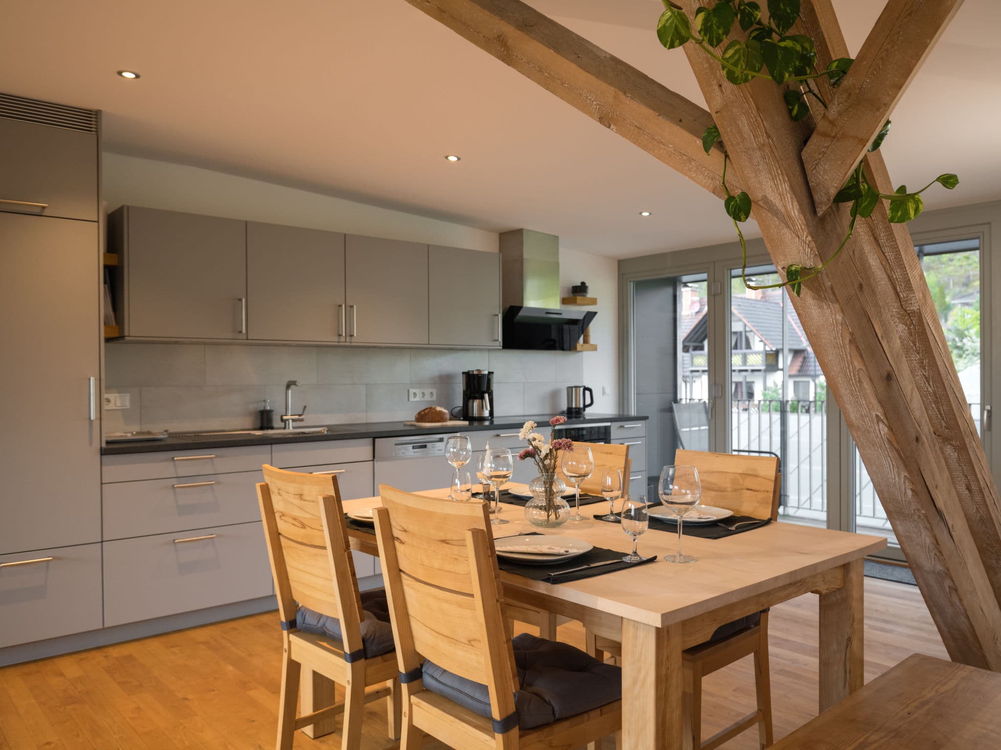 Kitchen / Dining Room