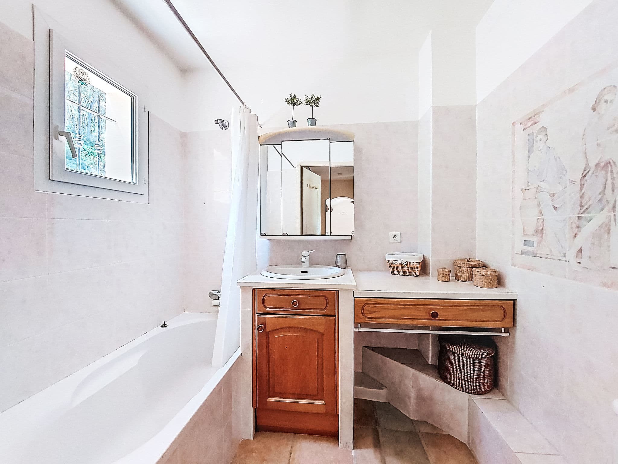 Bathroom / Wellness