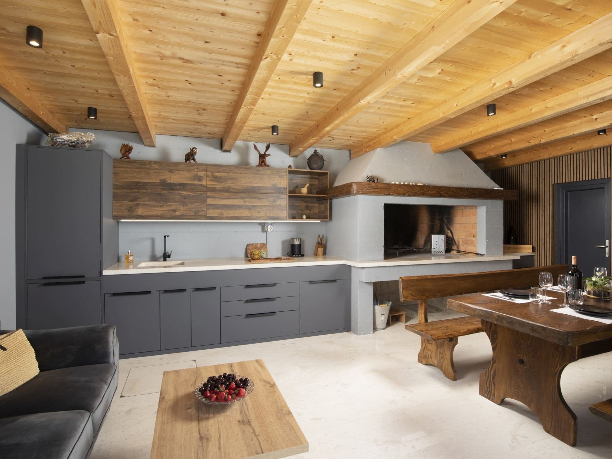 Kitchen / Dining Room