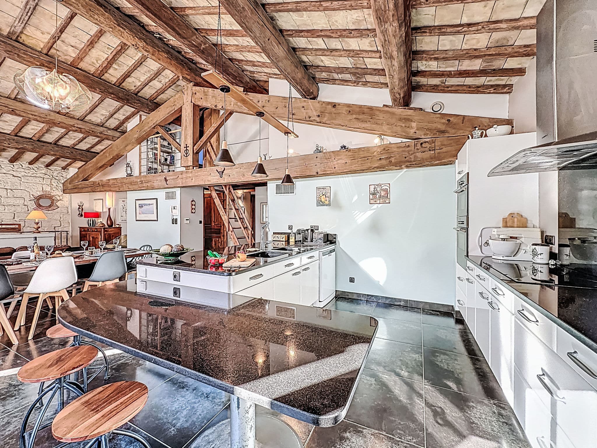 Kitchen / Dining Room