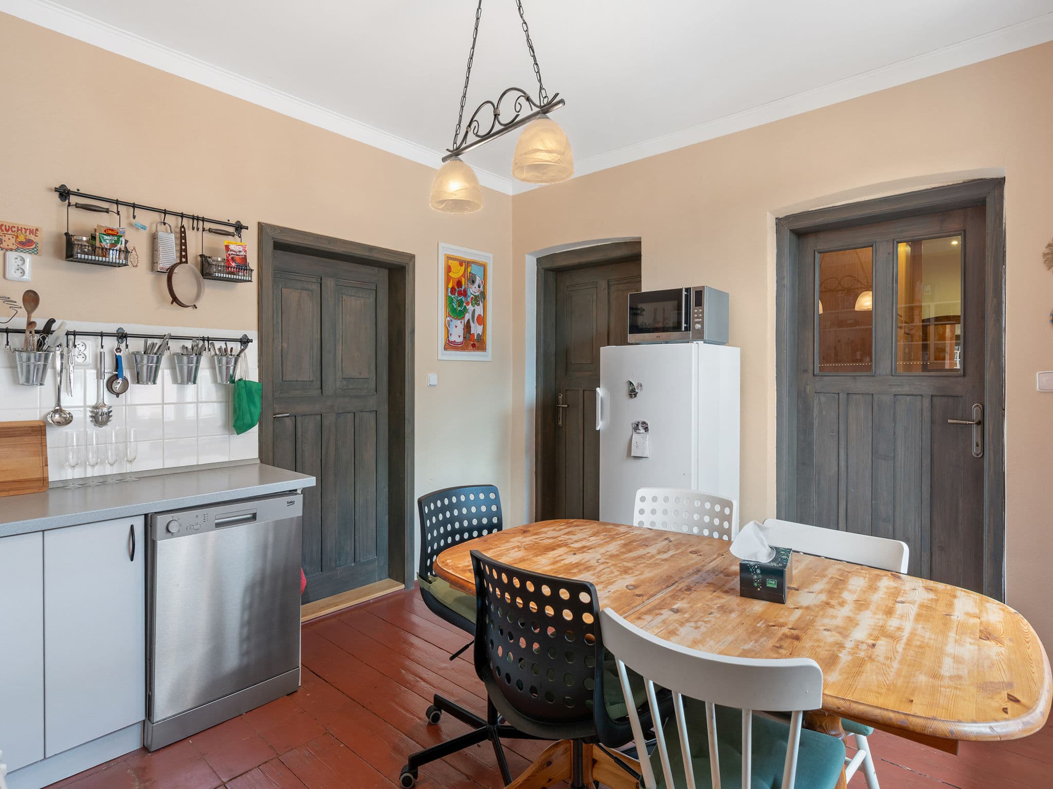 Kitchen / Dining Room