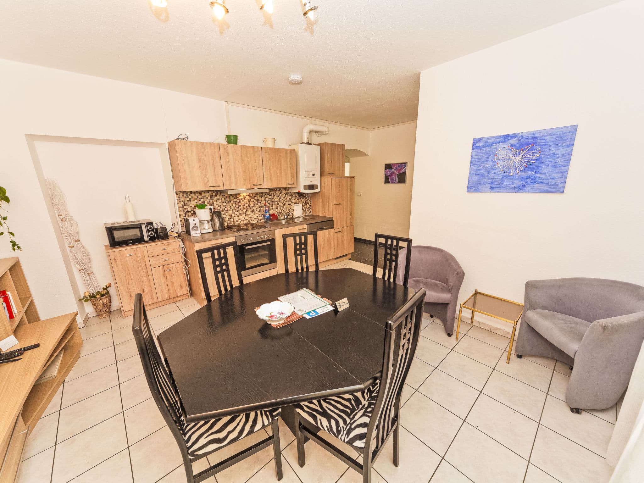 Kitchen / Dining Room