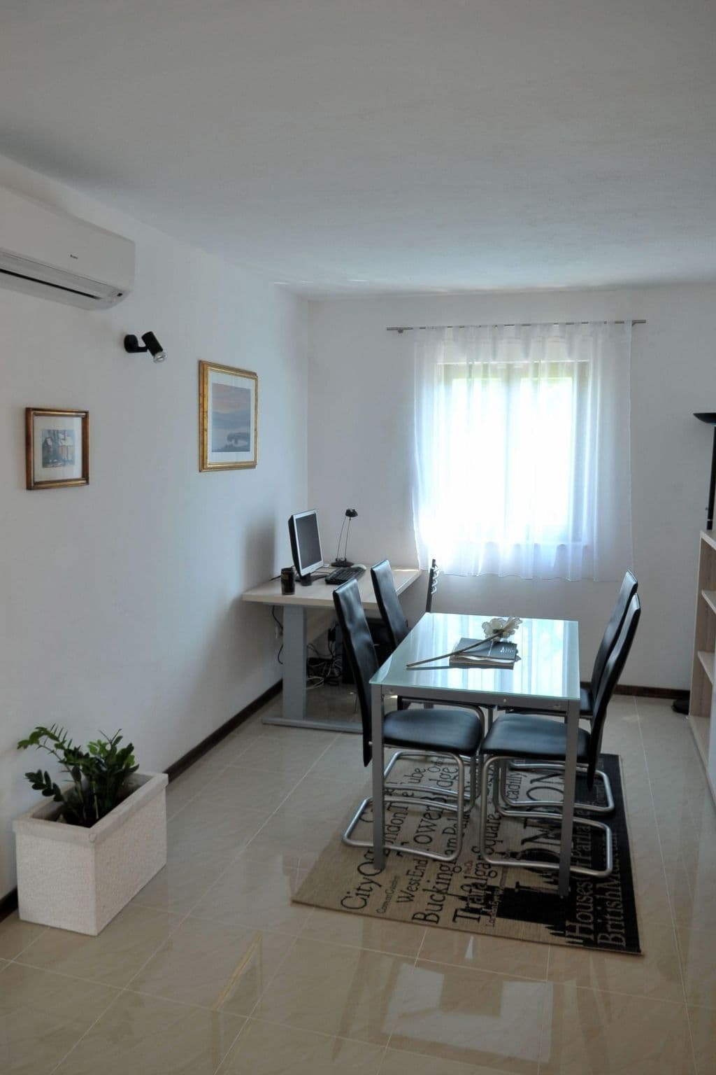 Gallery Image 8