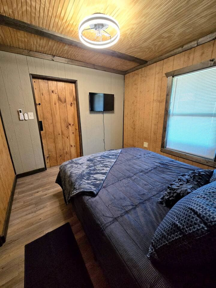 Bedroom 1 with smart TV