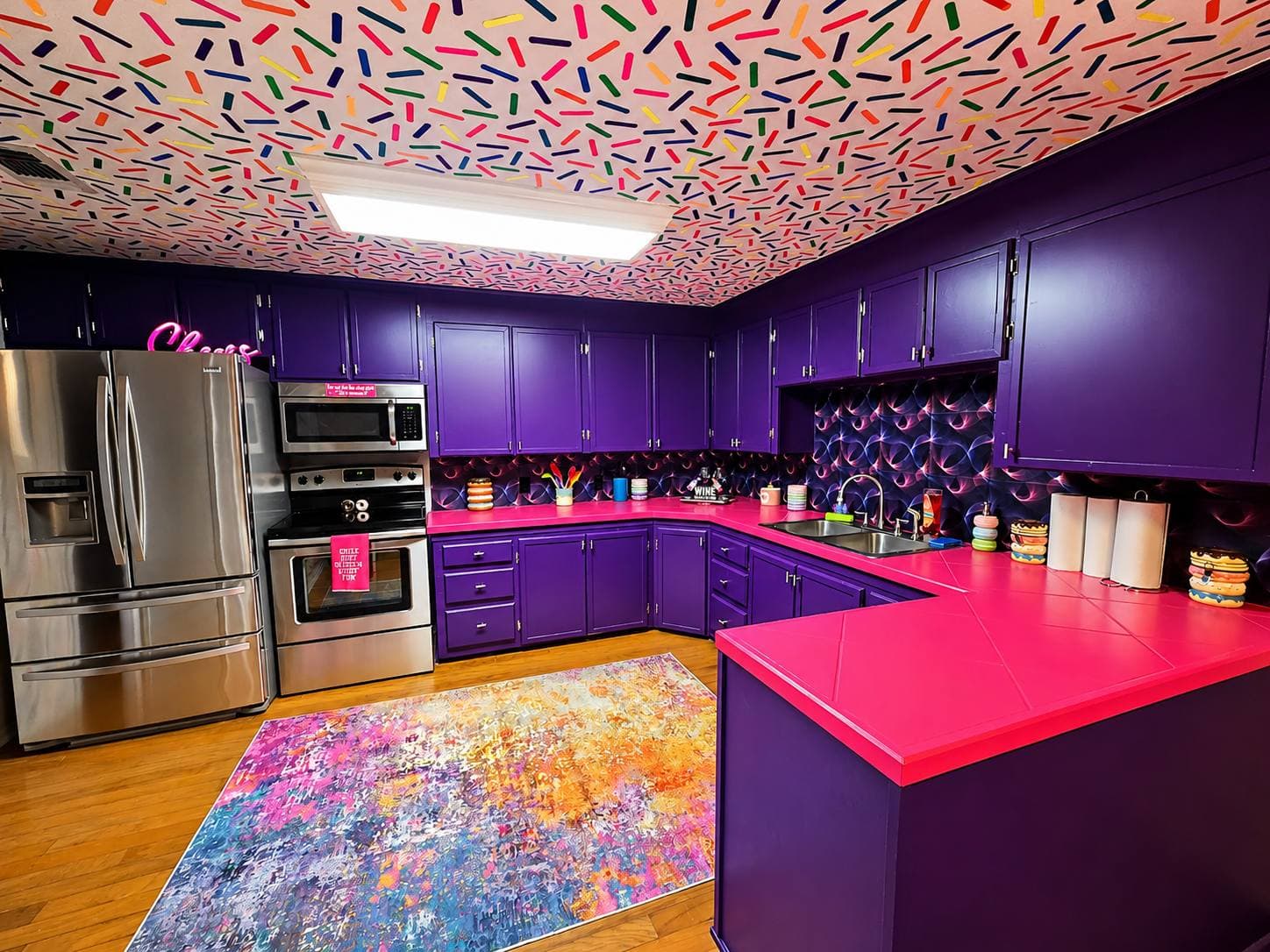 Full kitchen