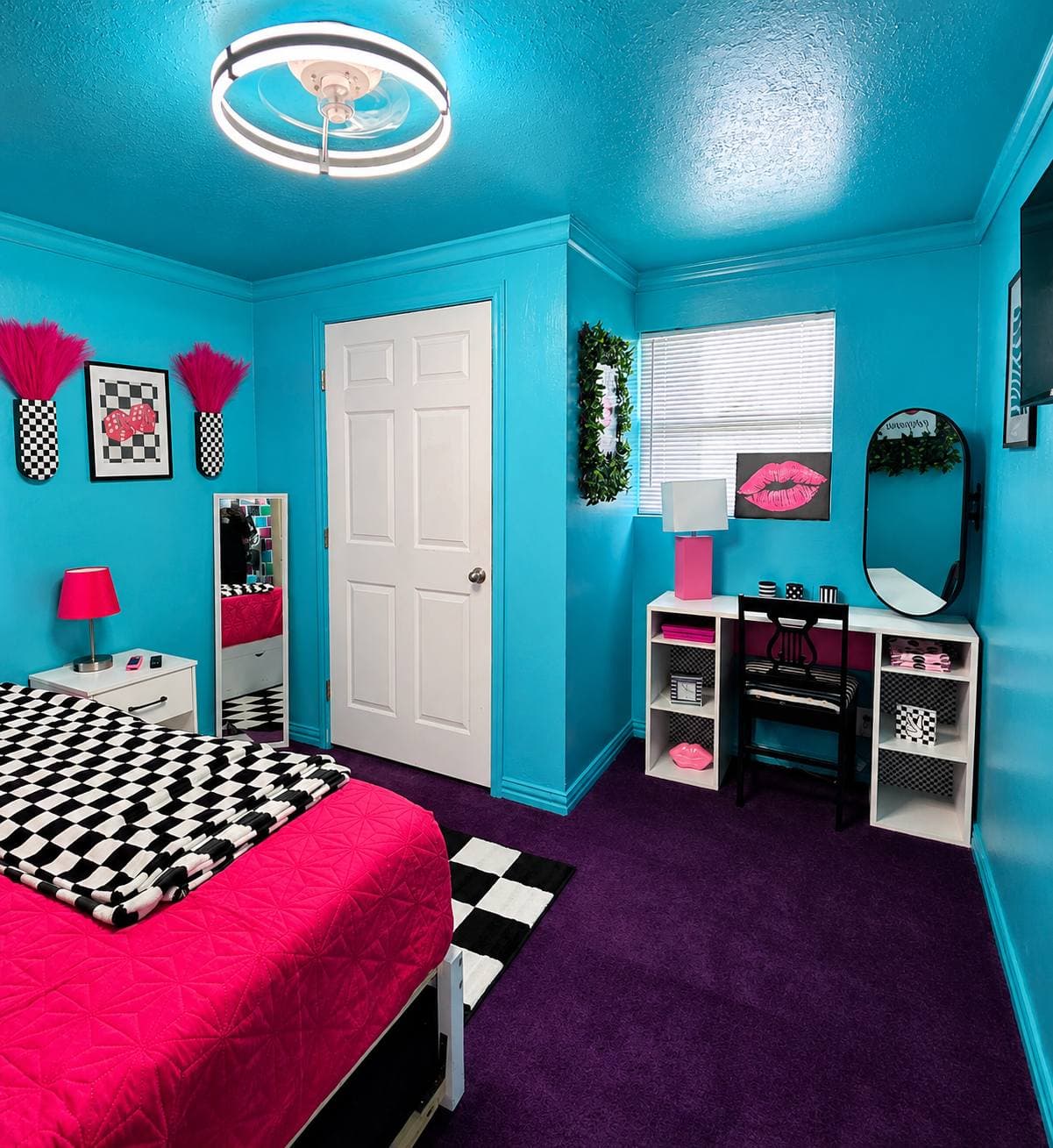 Bedroom 2 with smart TV