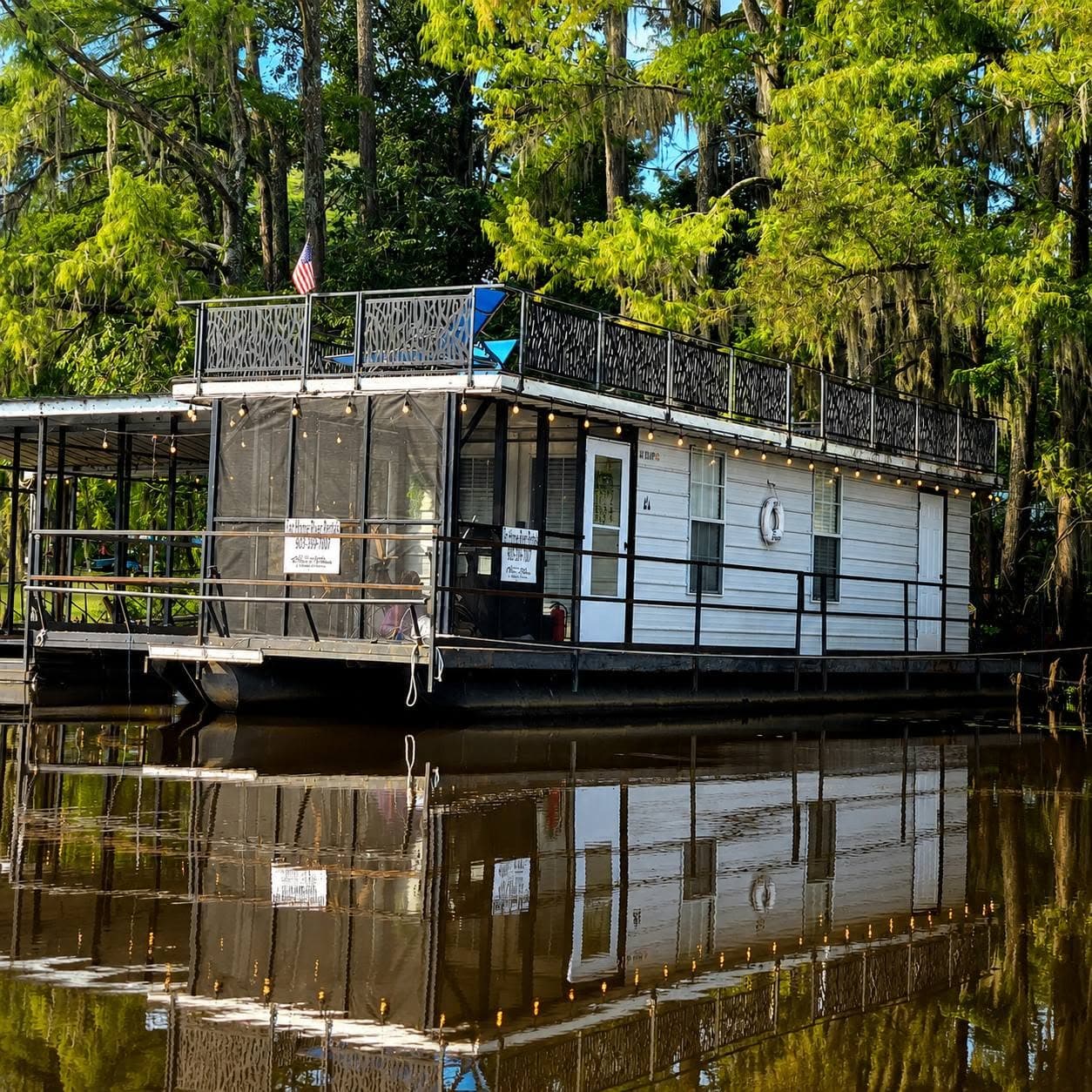 Keepin it Reel Houseboat 