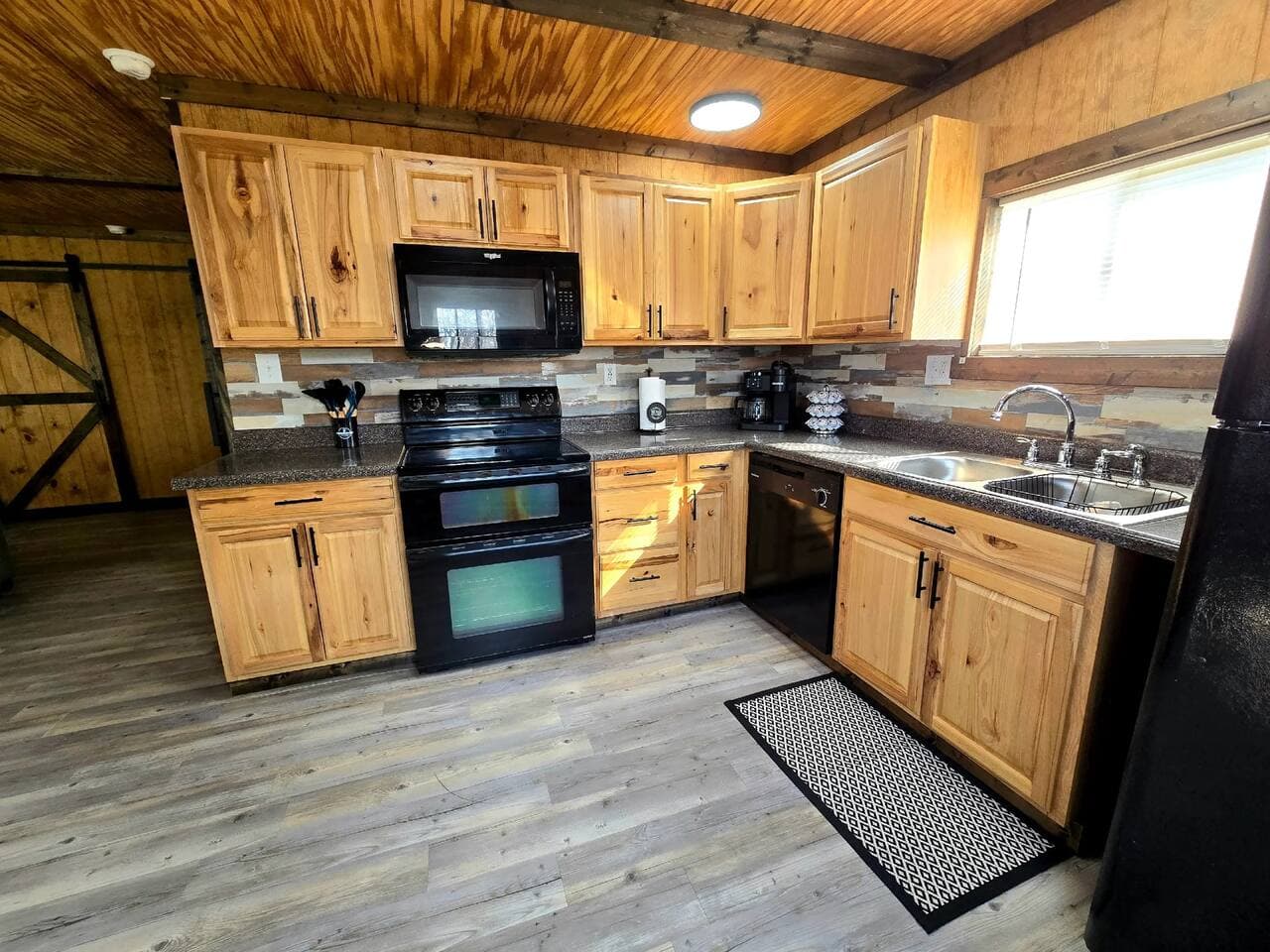 Main cabin full kitchen