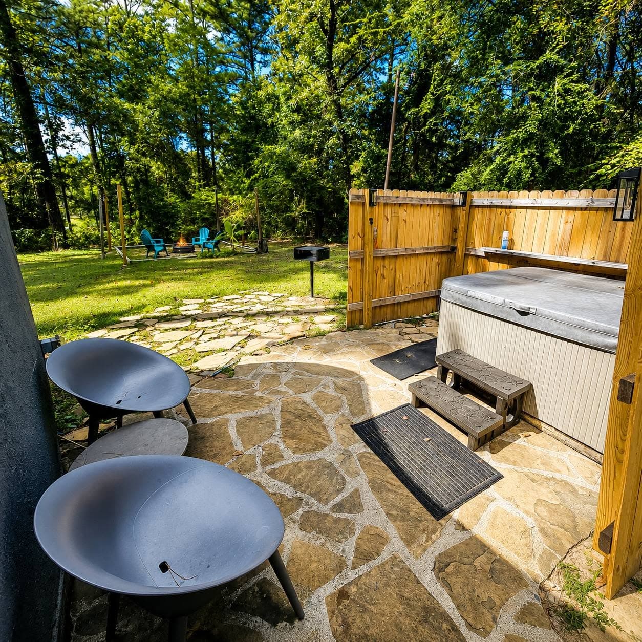 Hot Tub and Firepit