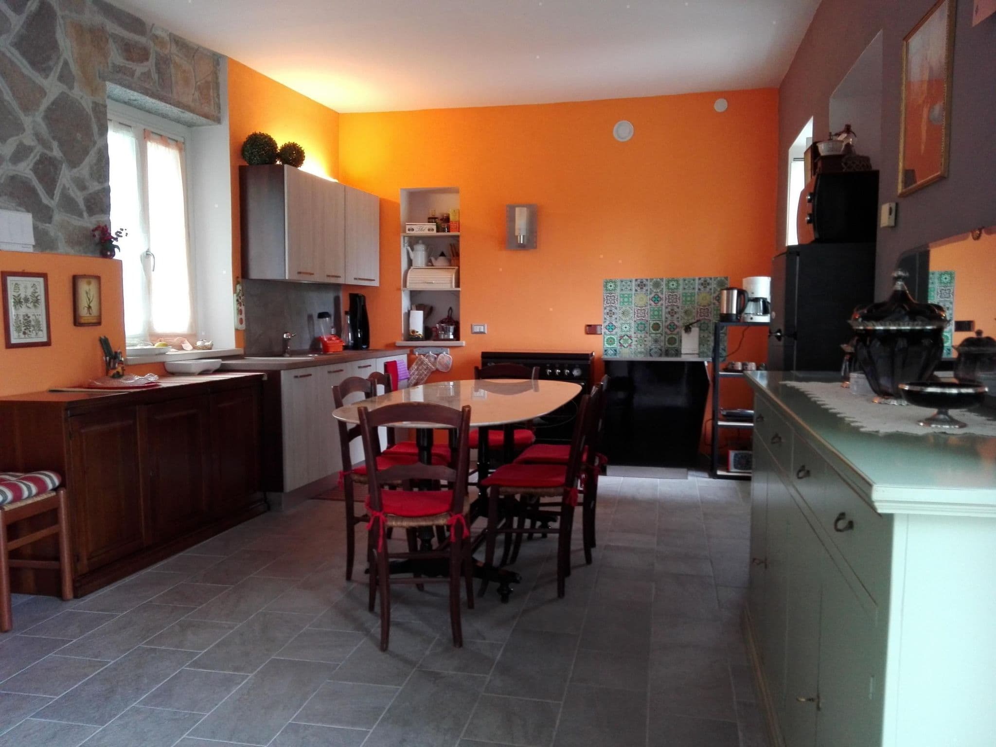 Kitchen / Dining Room